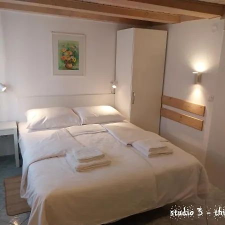 Apartament Hisa Dolfinova Vrata - Dolphins Gate House Piran